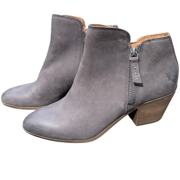 Frye Judith Double Zip Ankle Boots size 9 - Picture 4 of 7